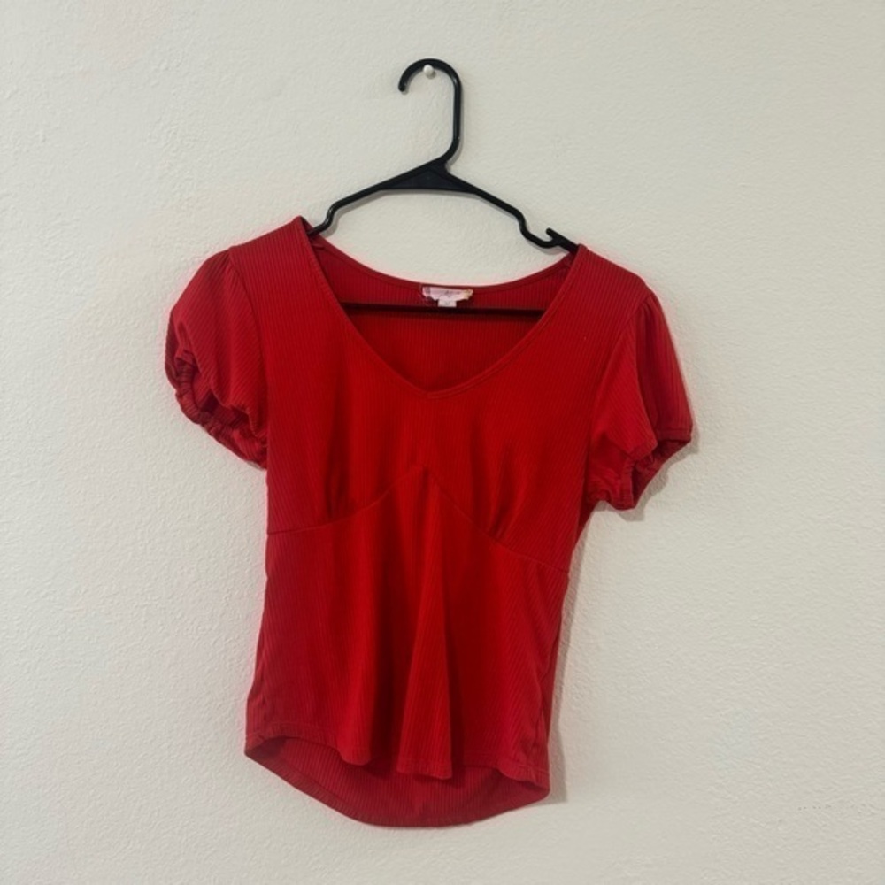 Red Short Sleeve Top